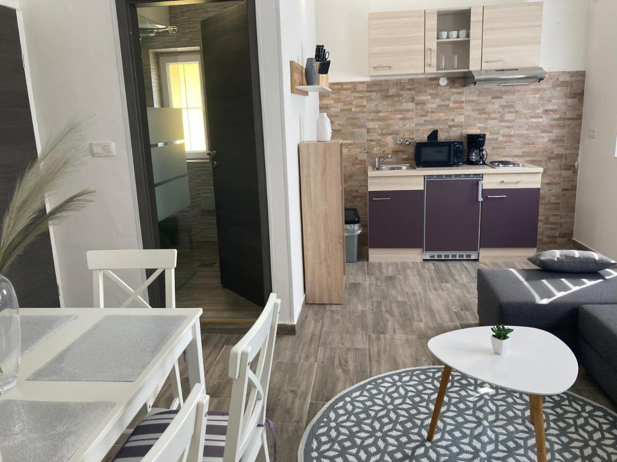Kekec Apartment *